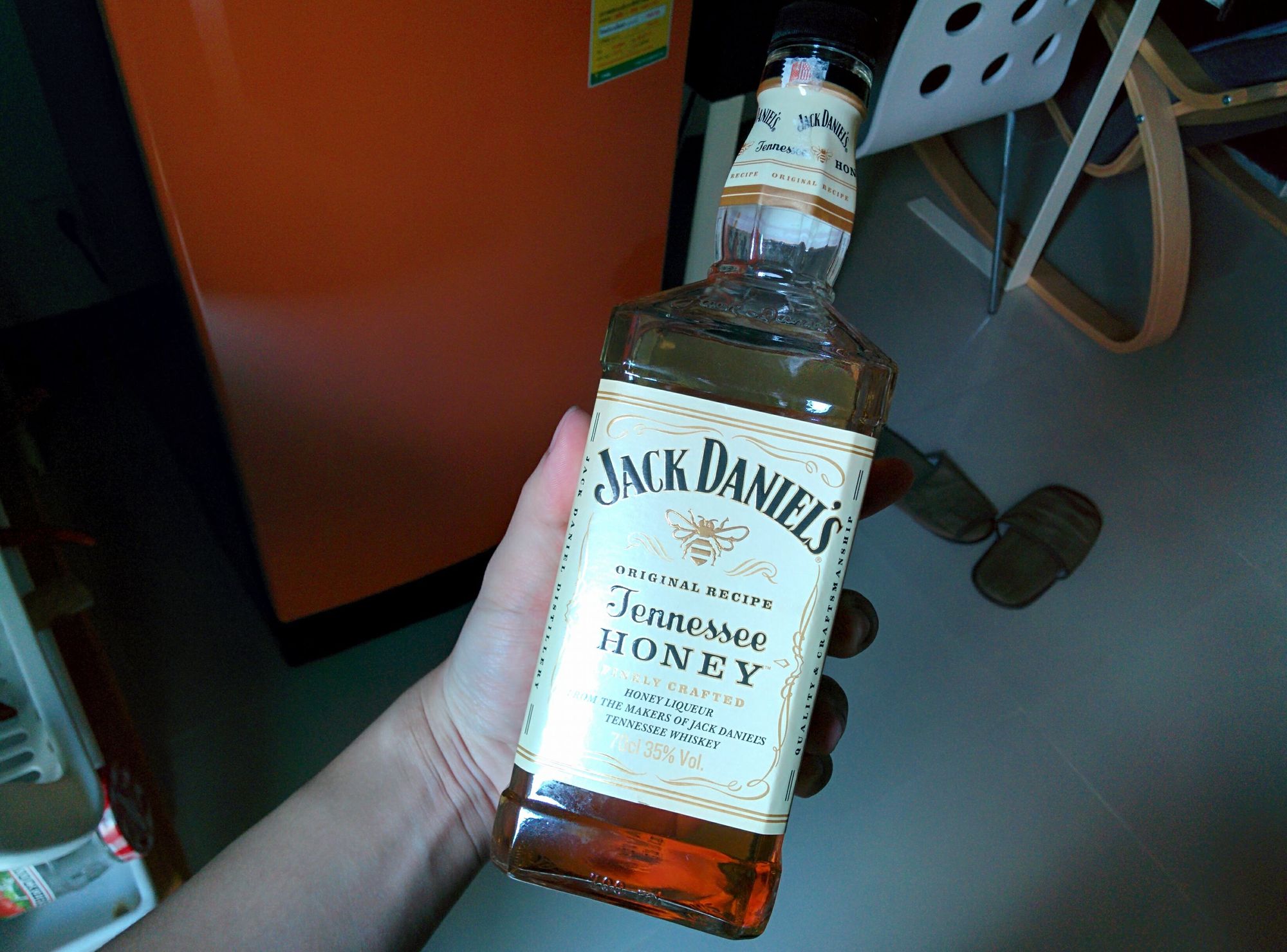 คุ้ยของในห้องมาลองผสมดื่มกับ Jack Daniel's Tennessee Honey