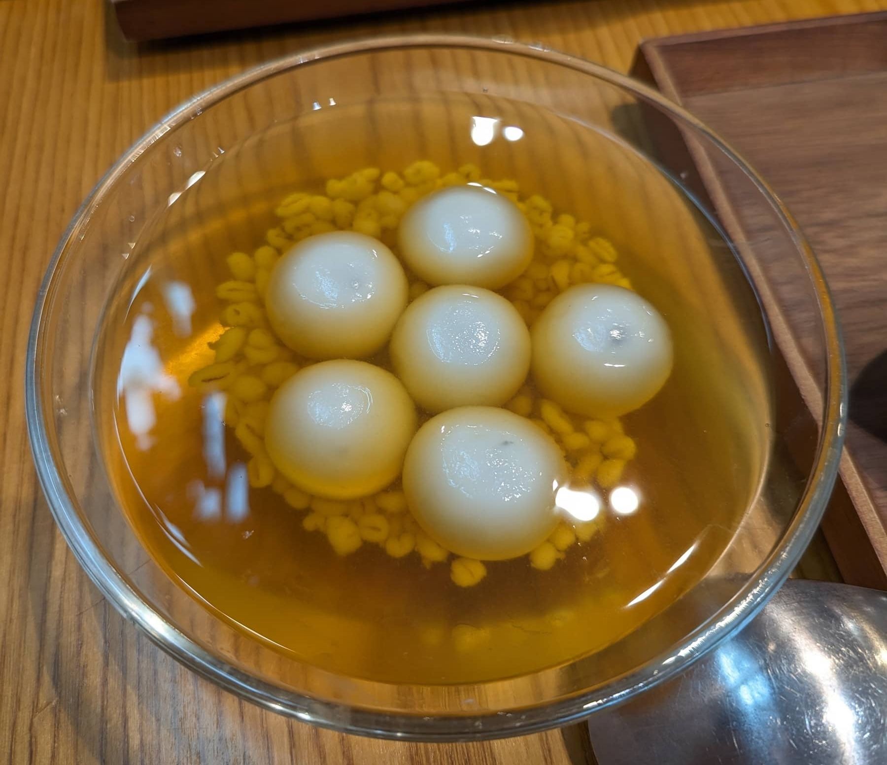 บัวลอยน้ำขิง ใส่ลูกเดือยด้วย อร่อยมาก